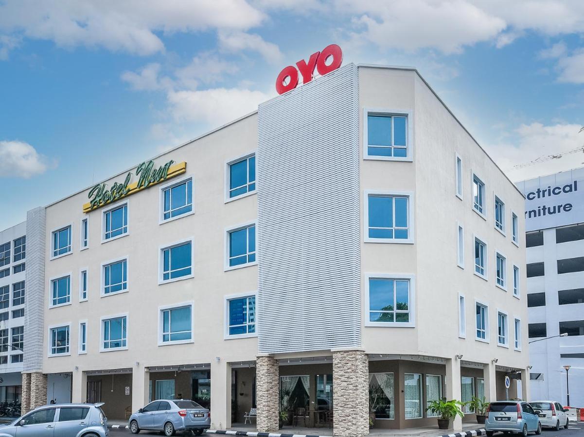 Super Oyo 985 Hotel Nur Мірі Екстер'єр фото